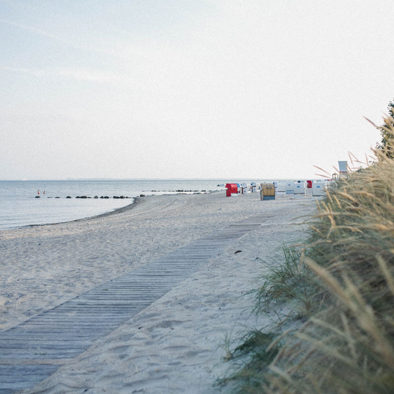 Ostsee Strand am Abend, blaue Stunde